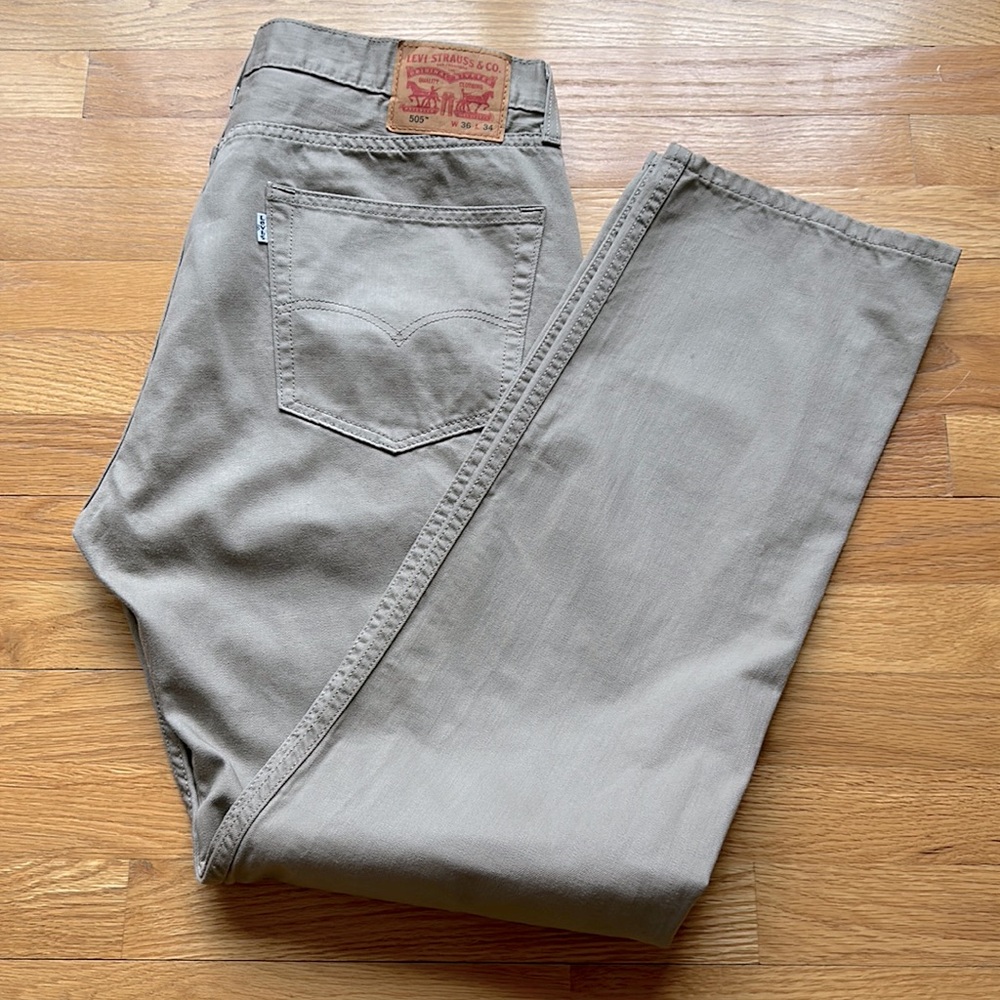 Men’s Levi Strauss 505 Khaki Jeans